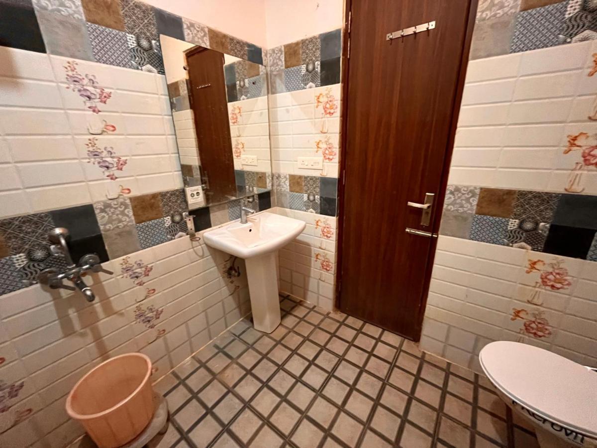 Hotel Pearl Grand, Zirakpur - Top Rated & Most Awarded Property In Tricity Chandīgarh Buitenkant foto