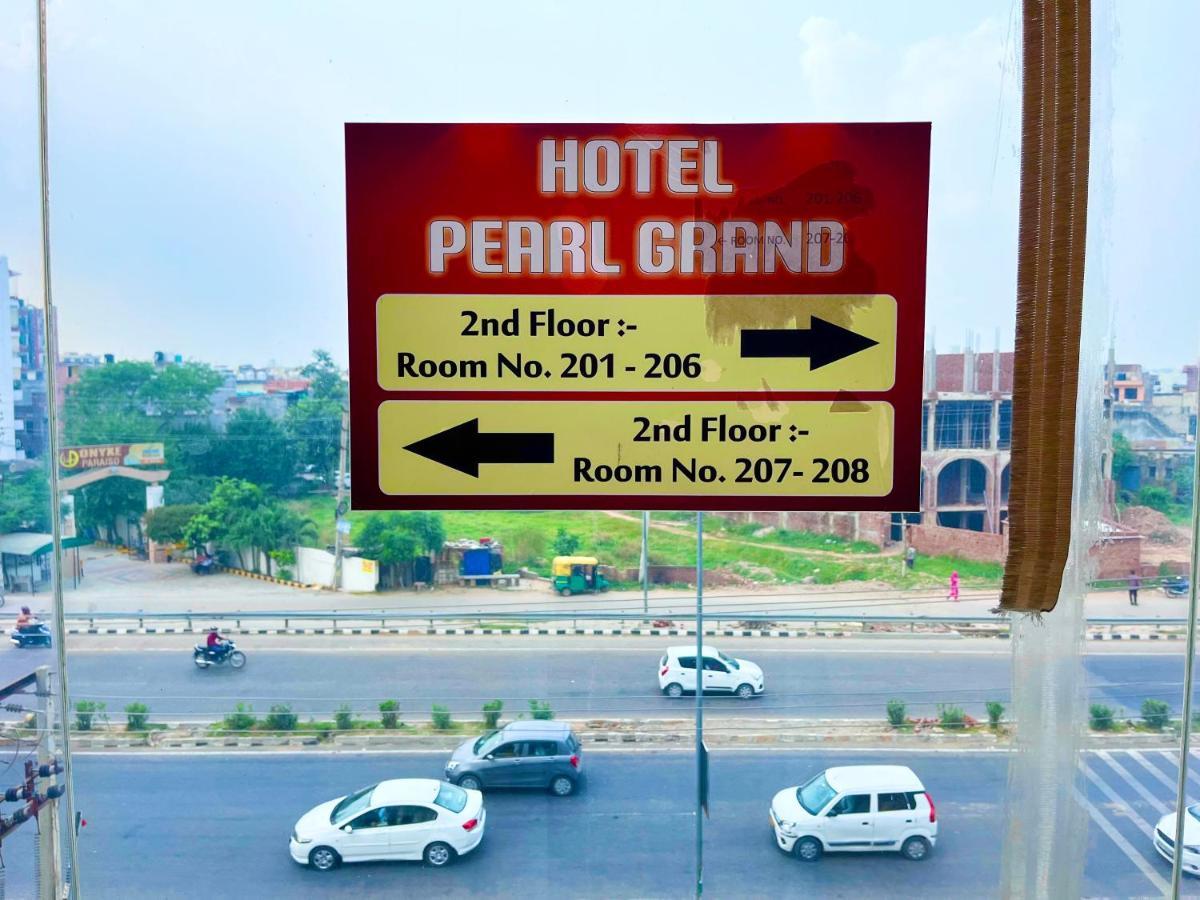 Hotel Pearl Grand, Zirakpur - Top Rated & Most Awarded Property In Tricity Chandīgarh Buitenkant foto